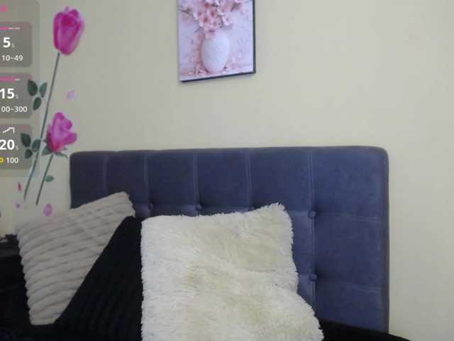 DaisyMoon8 live cam on BongaCams