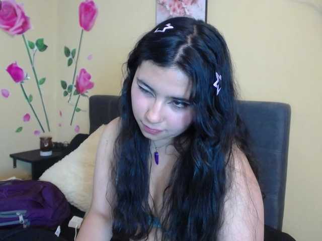 DaisyMoon8 live cam on BongaCams