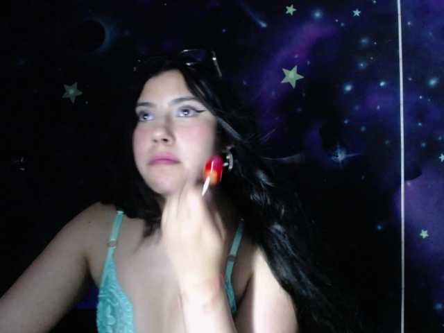 DaisyMoon8 live cam on BongaCams