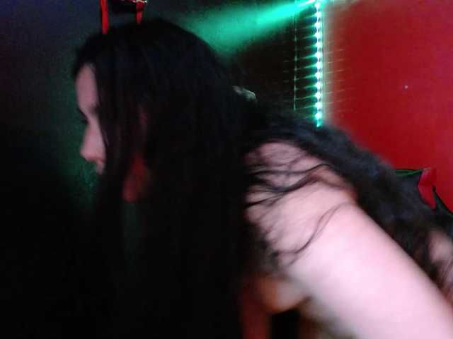 DaisyMoon8 live cam on BongaCams