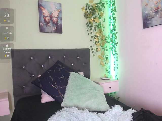 DaisyMoon8 live cam on BongaCams