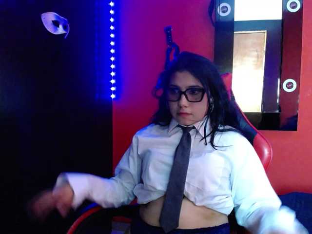 DaisyMoon8 live cam on BongaCams