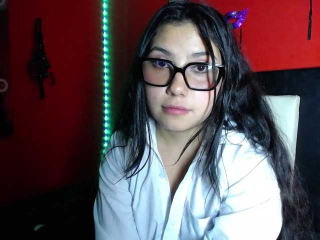 DaisyMoon8 live cam on BongaCams
