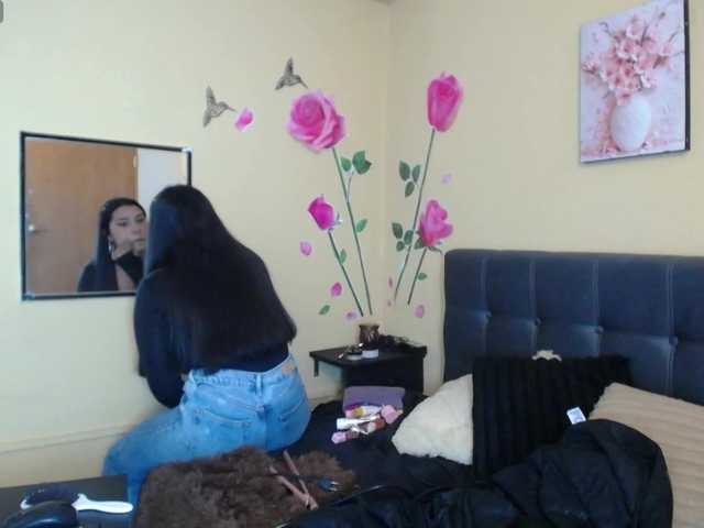 DaisyMoon8 live cam on BongaCams