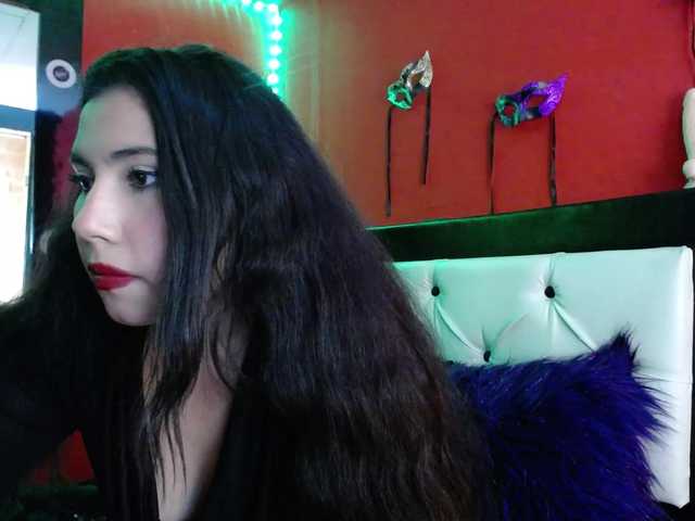 DaisyMoon8 live cam on BongaCams