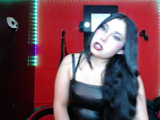 DaisyMoon8 live cam on BongaCams