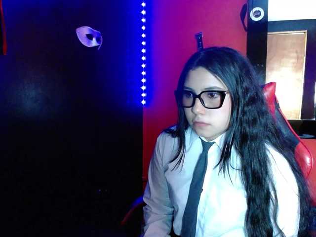 DaisyMoon8 live cam on BongaCams