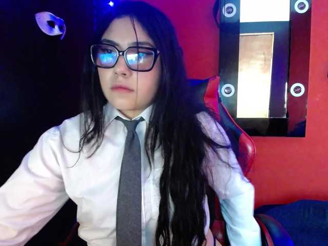 DaisyMoon8 live cam on BongaCams