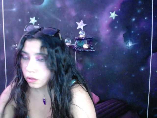 DaisyMoon8 live cam on BongaCams