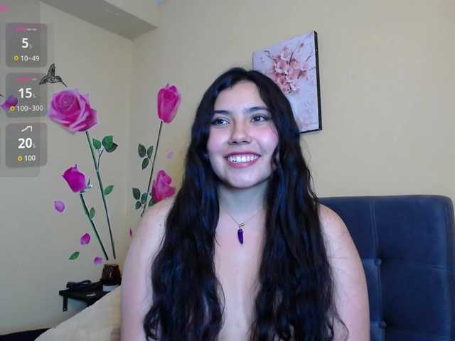 DaisyMoon8 live cam on BongaCams