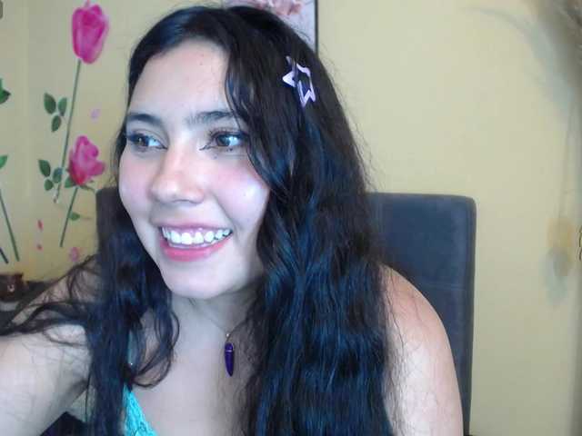 DaisyMoon8 live cam on BongaCams