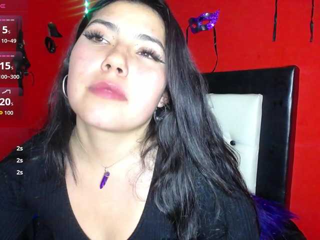 DaisyMoon8 live cam on BongaCams