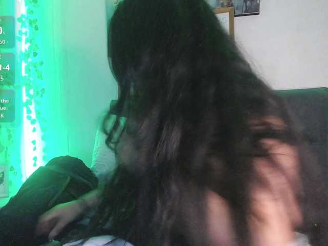 DaisyMoon8 live cam on BongaCams