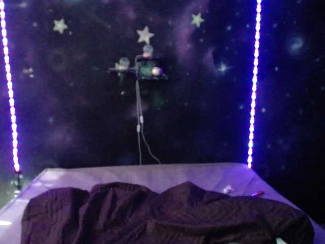 DaisyMoon8 live cam on BongaCams