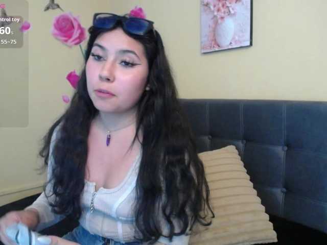 DaisyMoon8 live cam on BongaCams