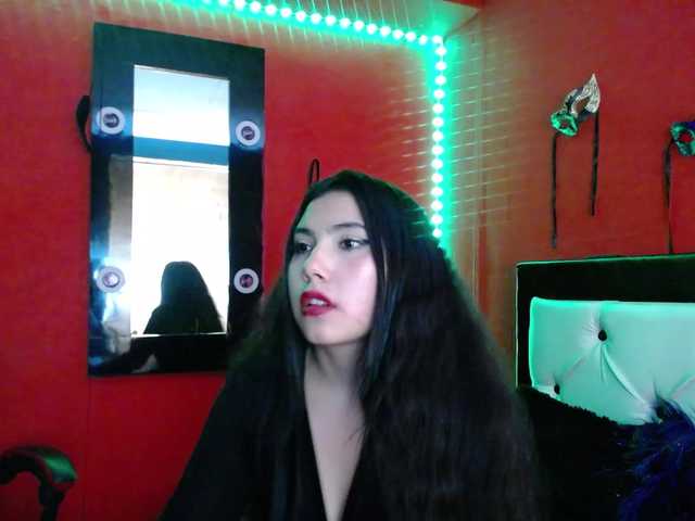 DaisyMoon8 live cam on BongaCams