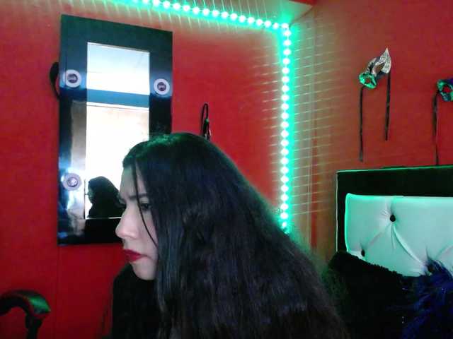 DaisyMoon8 live cam on BongaCams