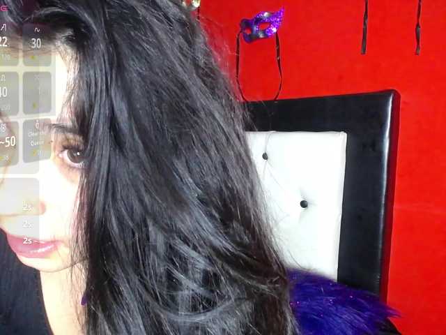 DaisyMoon8 live cam on BongaCams