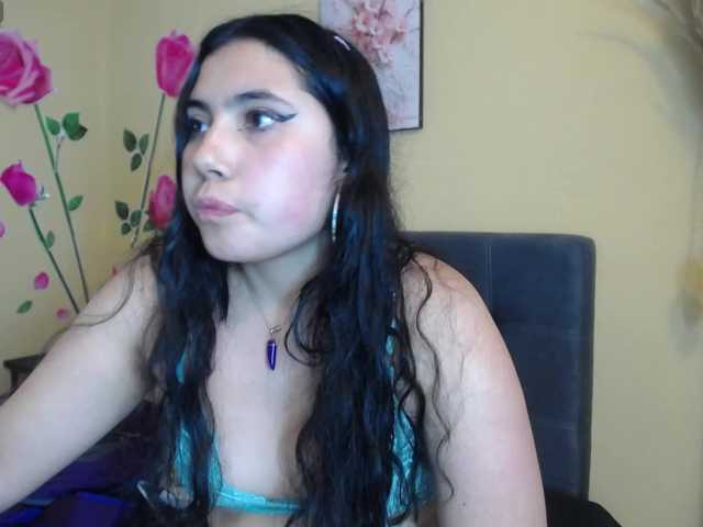 DaisyMoon8 live cam on BongaCams