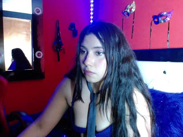 DaisyMoon8 live cam on BongaCams