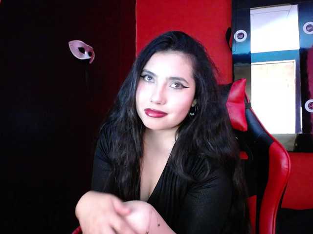 DaisyMoon8 live cam on BongaCams