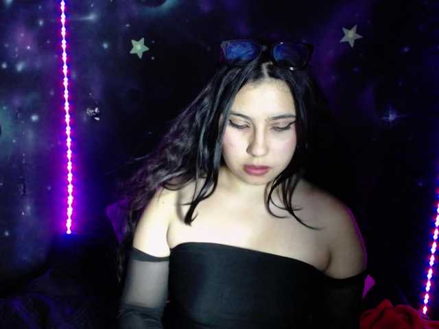 DaisyMoon8 live cam on BongaCams