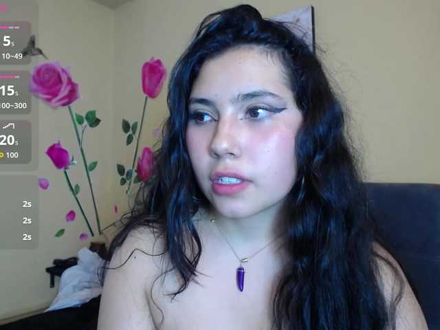 DaisyMoon8 live cam on BongaCams