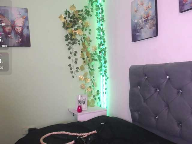 DaisyMoon8 live cam on BongaCams