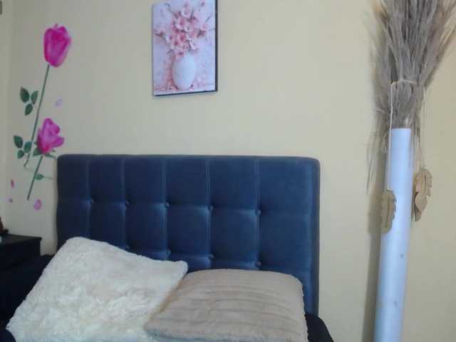 DaisyMoon8 live cam on BongaCams