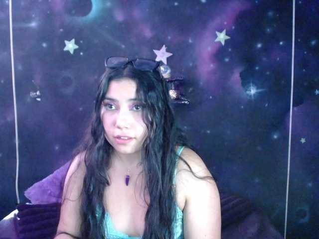 DaisyMoon8 live cam on BongaCams