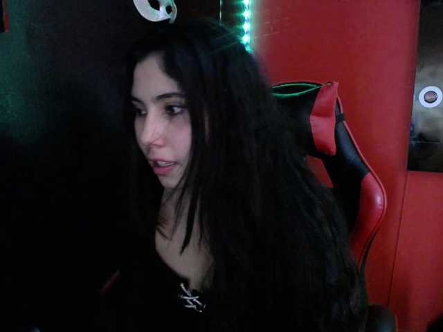DaisyMoon8 live cam on BongaCams