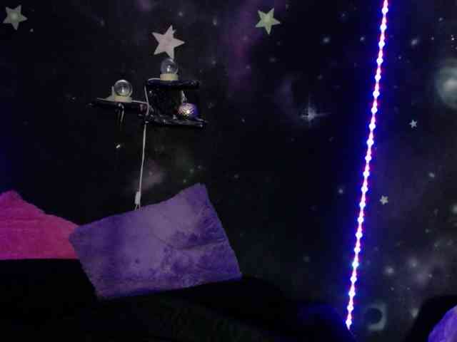 DaisyMoon8 webcam