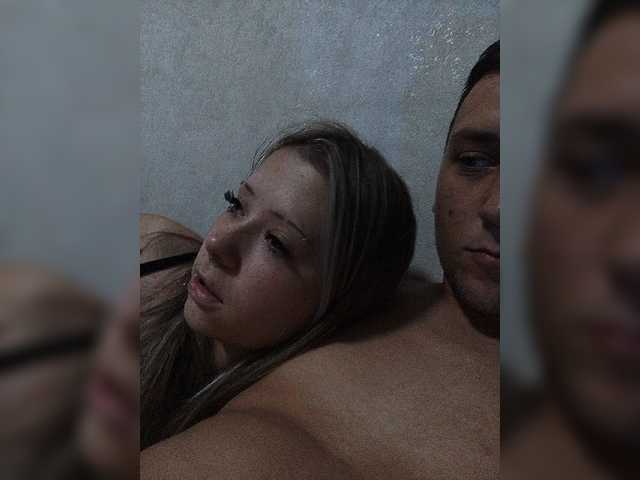 LOVELYTWINS live cam on BongaCams