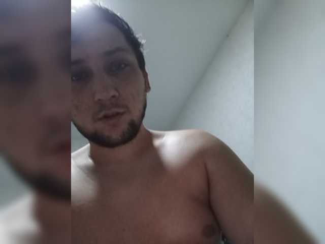LOVELYTWINS live cam on BongaCams