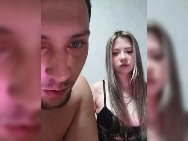 LOVELYTWINS live cam on BongaCams