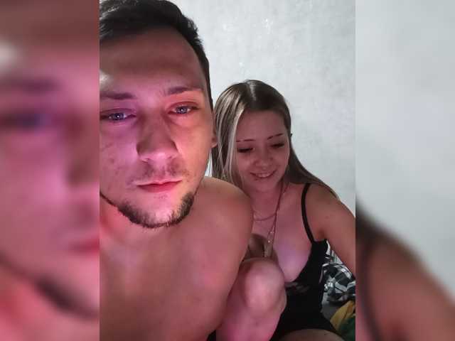 LOVELYTWINS live cam on BongaCams