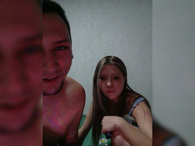 LOVELYTWINS live cam on BongaCams