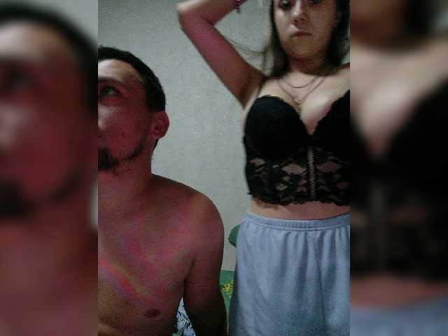 LOVELYTWINS live cam on BongaCams