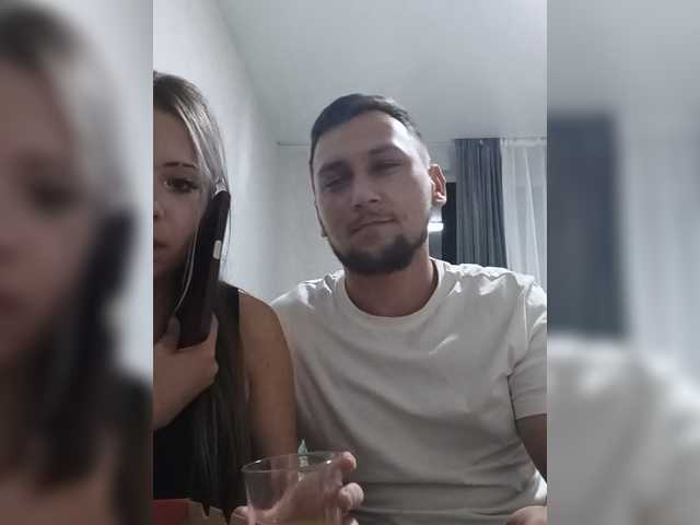 LOVELYTWINS live cam on BongaCams