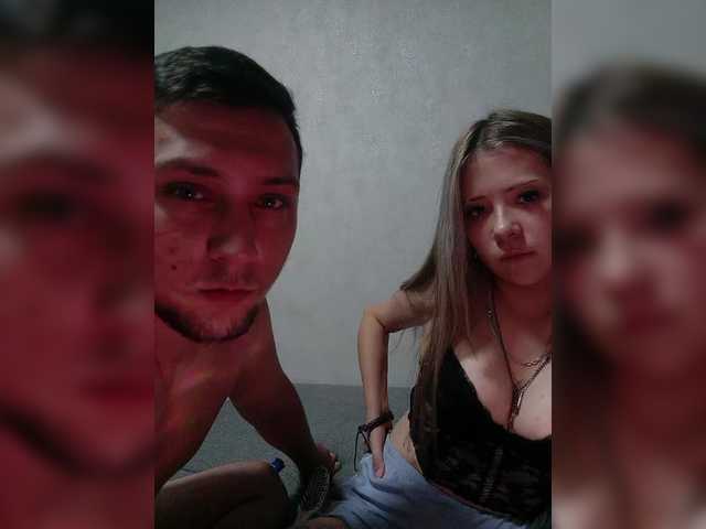 LOVELYTWINS live cam on BongaCams