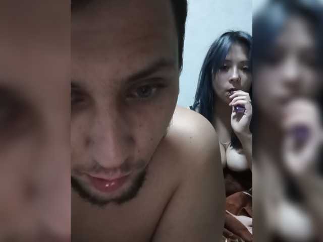 LOVELYTWINS live cam on BongaCams