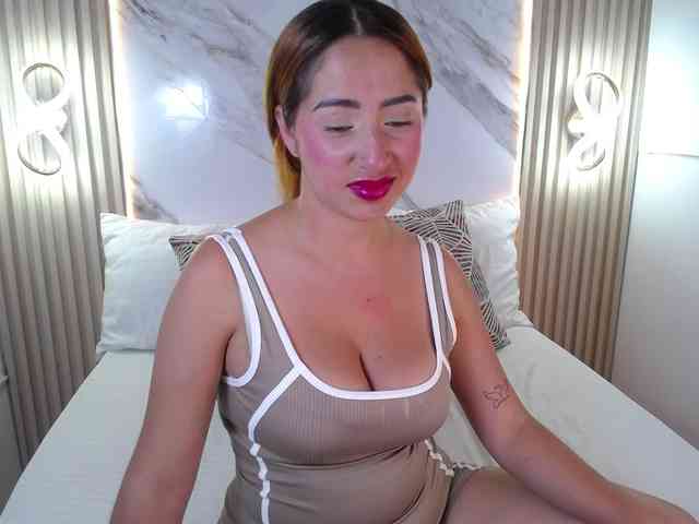 SaraAngeelss webcam