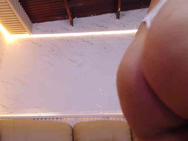 SaraAngeelss webcam