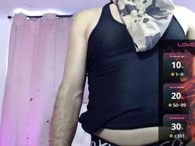 jamesfausto Live Webcam on BongaCams