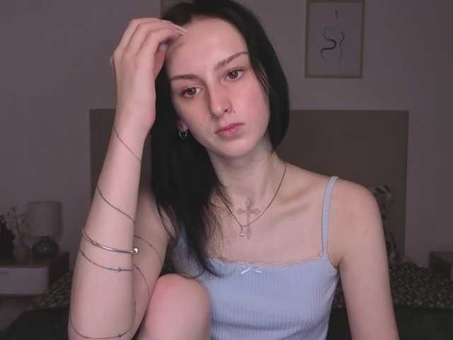 CutieMollyy live cam on BongaCams