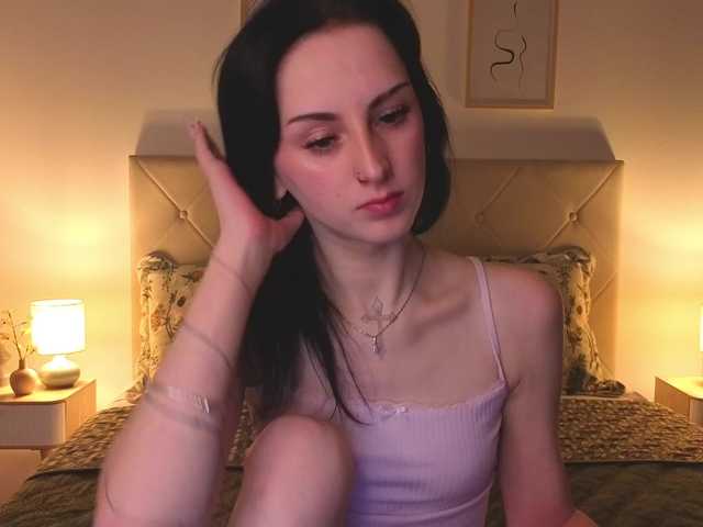 CutieMollyy live cam on BongaCams
