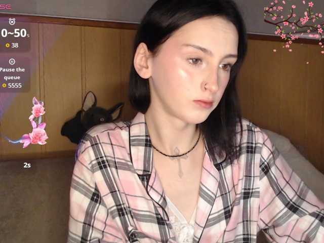CutieMollyy live cam on BongaCams