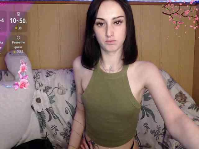 CutieMollyy webcam