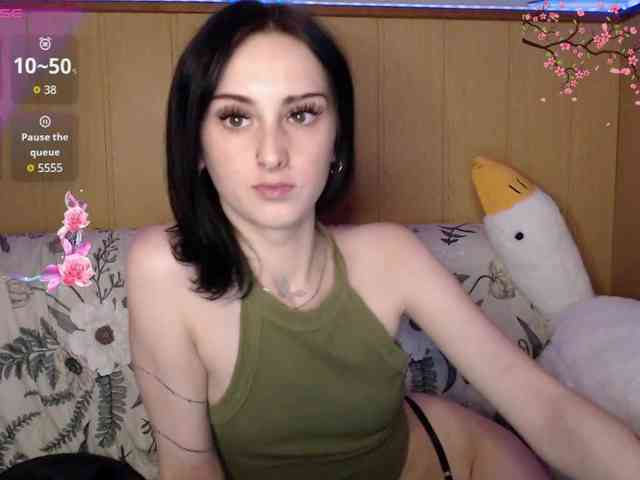 CutieMollyy webcam