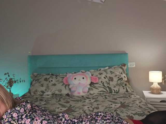 Olivia-muse live cam on BongaCams